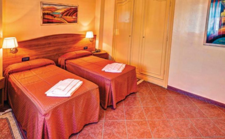 Hotel Relais des Alpes, Sauze d'Oulx, Twin Bedroom